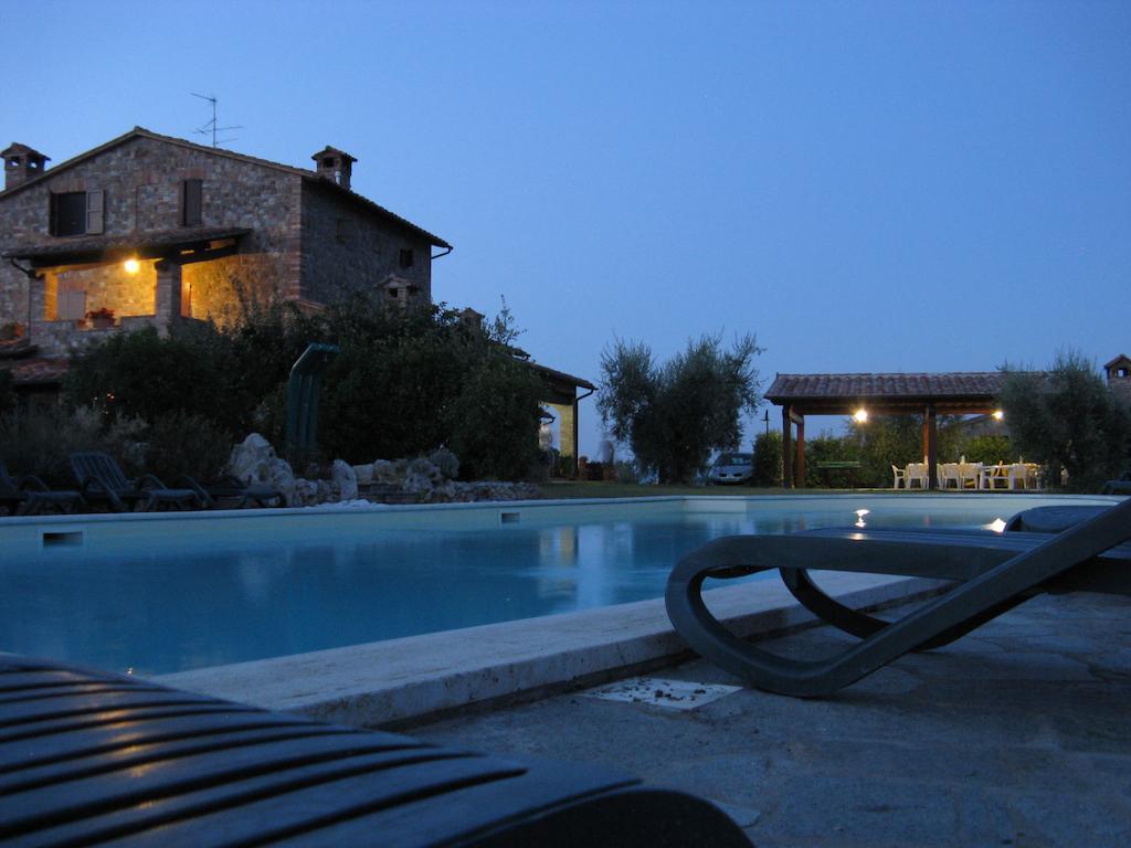 Agriturismo Il Canto Della Gallina Hotel Villastrada  Luaran gambar