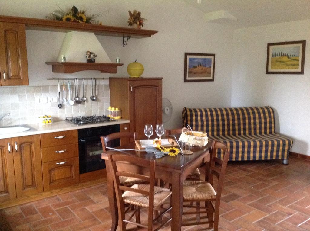 Agriturismo Il Canto Della Gallina Hotel Villastrada  Luaran gambar